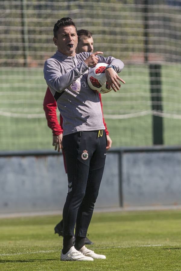 El Racing prepara su próximo encuentro liguero