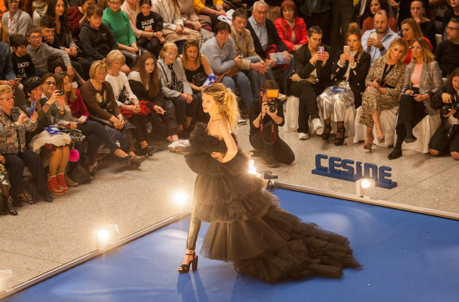 Gran éxito del 'fashion show' de los alumnos de moda de Cesine celebrado en El Corte Inglés