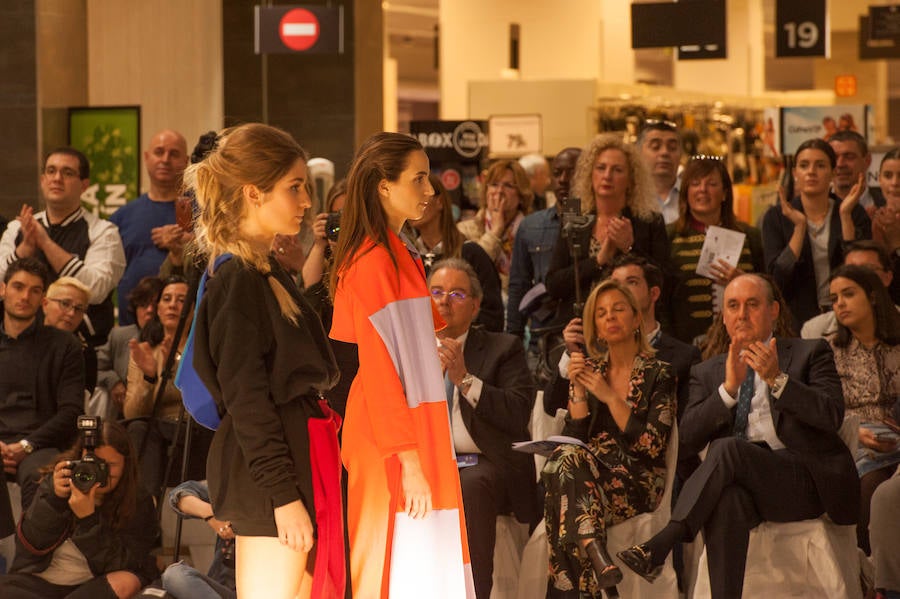 Gran éxito del 'fashion show' de los alumnos de moda de Cesine celebrado en El Corte Inglés