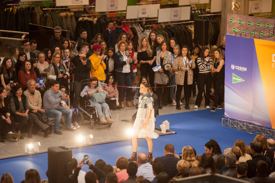 Gran éxito del 'fashion show' de los alumnos de moda de Cesine celebrado en El Corte Inglés