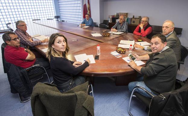 Cantabria y País Vasco crean un frente común para defender la cuota de verdel