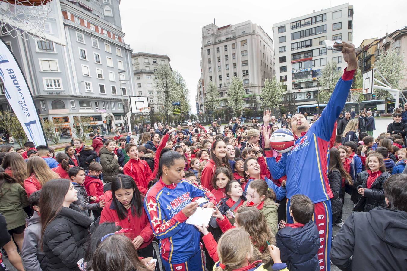 Fotos: Los Globetrottes ya están en Santander