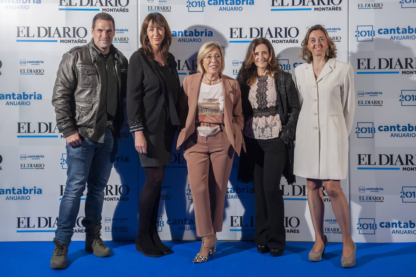 Juan Gómez, Rocío Gandarilla, Natividad Pérez, Lola Pedrero y María Eugenia Cuenca-Romero.