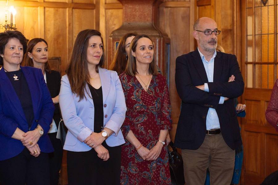 El grupo ya es una referencia en otras regiones para visibilizar el talento y el liderazgo femenino | La fundadora es la periodista BeatrizRecio y junto a ella trabajarán ejecutivas, empresarias, políticas, científicas y tecnólogas avaladas por su éxito y su papel en la sociedad regional