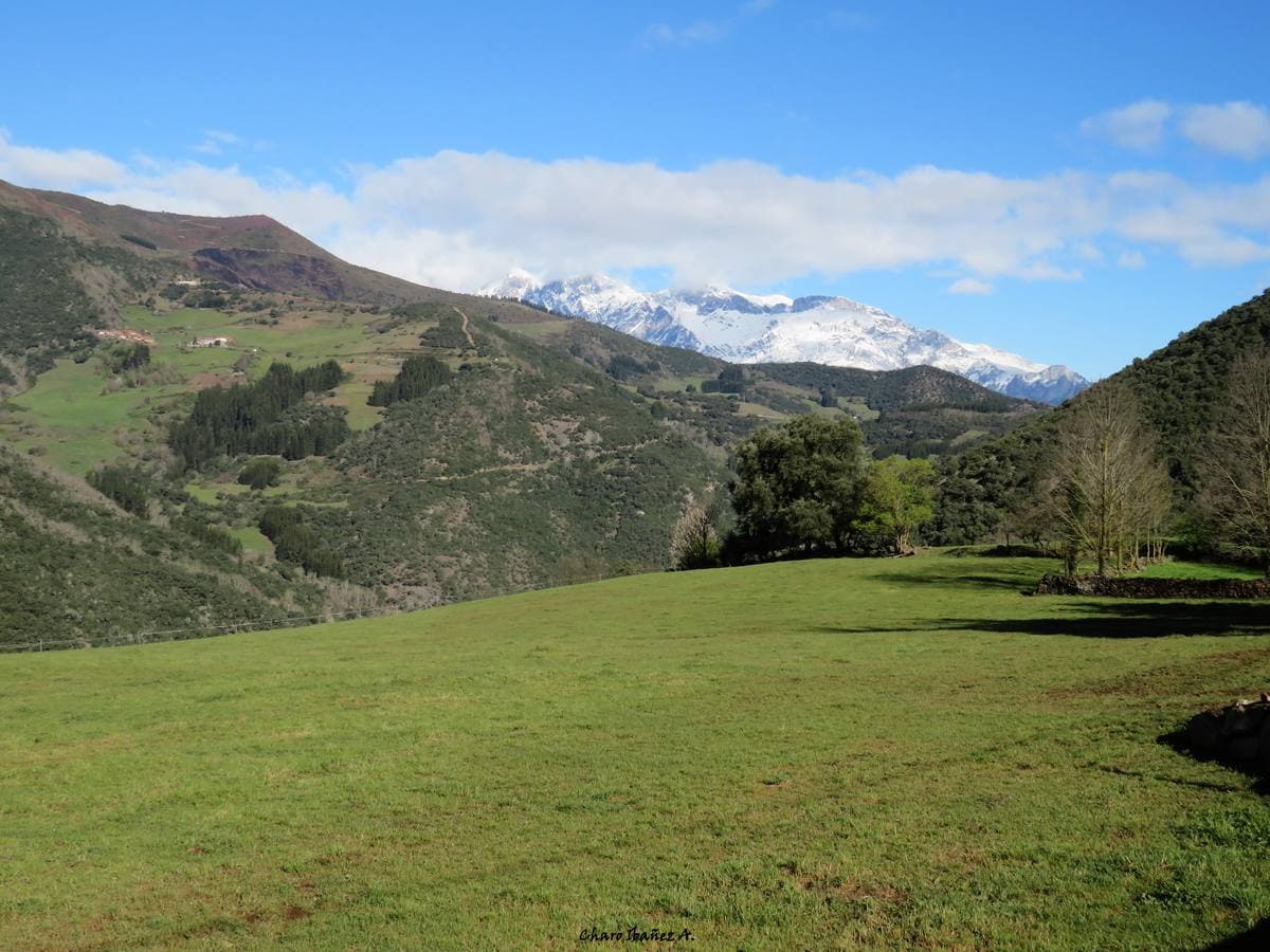 Los grupos de montaña Cacicedo y El Argayu nos enseñan este recorrido por el municipio lebaniego de Pesaguero