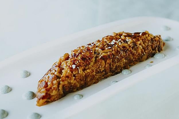 Un dorado socarrat en el fondo de la paella. 