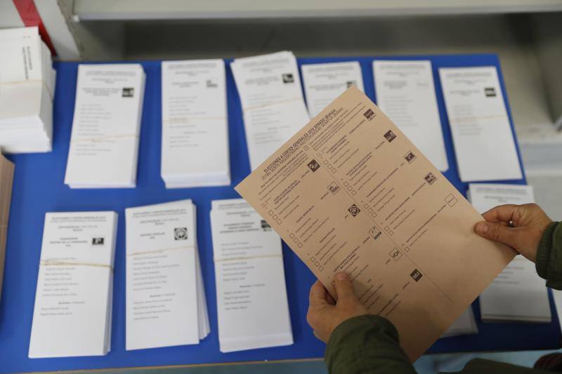 Fotos de la jornada electoral, candidatos y anécdotas en las votaciones de las elecciones generales 28A