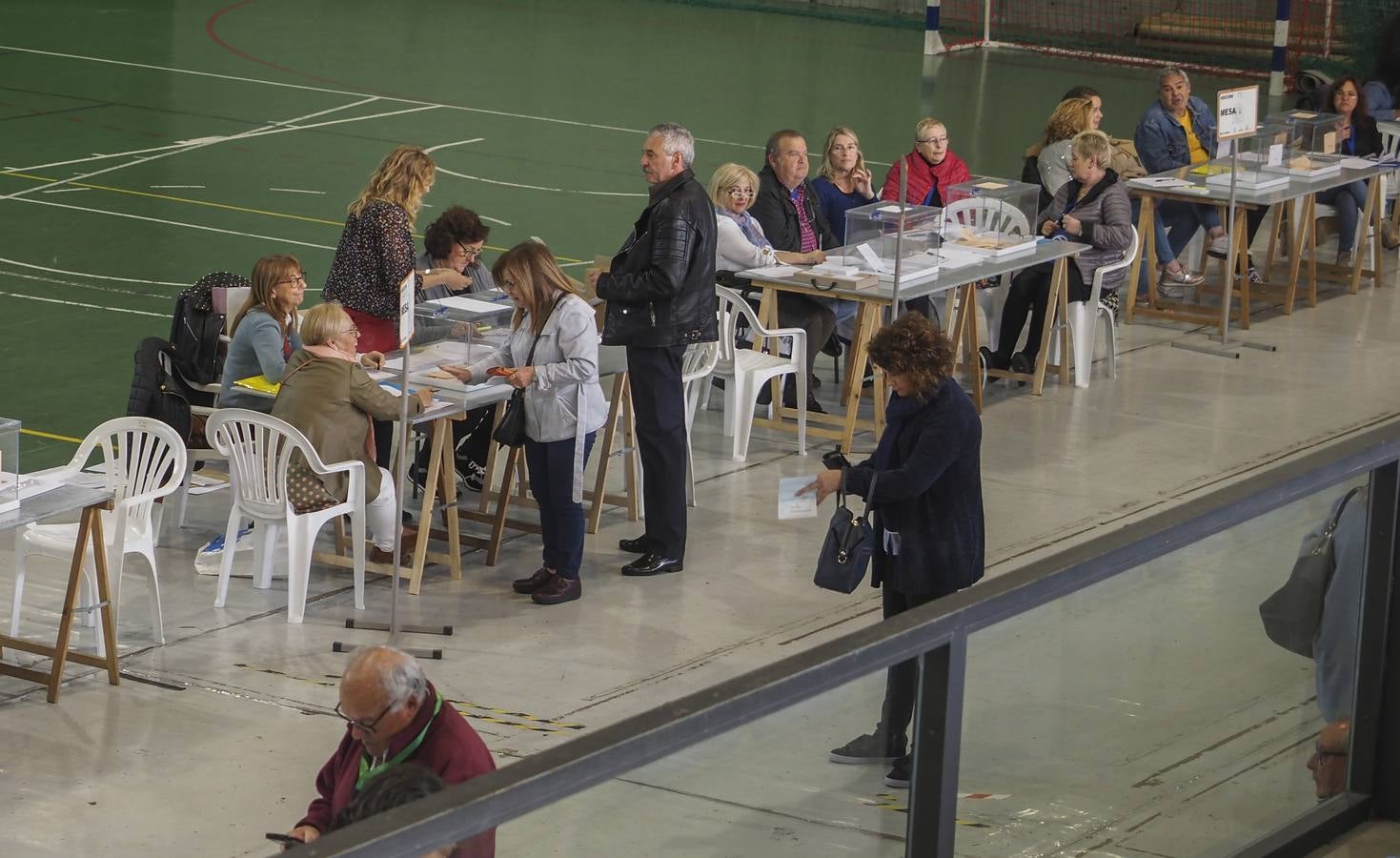 Así están siendo las votaciones en los diferentes colegios de Cantabria.