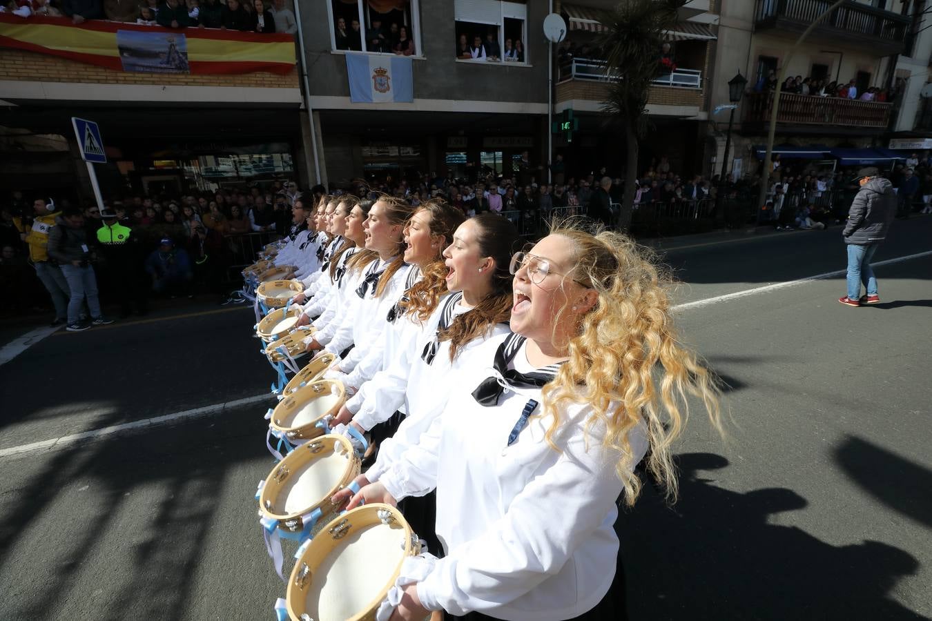 Fotos: San Vicente de la Barquera cumple con su tradición en La Folía