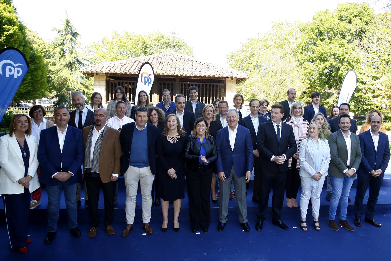 Los populares cántabros han presentado a sus candidatos en la Casa de Juntas de Puente San Miguel, en Reocín.