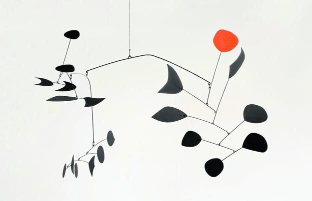 Alexander Calder, 'Red Stalk', 1955.Plancha metálica, varilla, alambre y pintura.Colección Nahmad. 