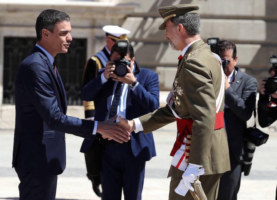 Los Reyes de España presiden en el Palacio de Oriente, en Madrid, los actos conmemorativos del 175 aniversario de la Guardia Civil.