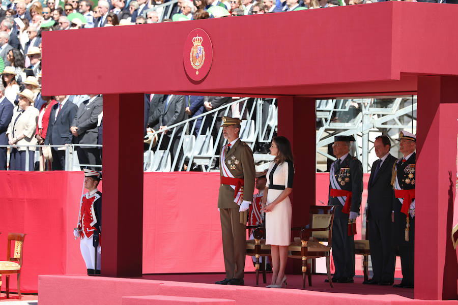 Los Reyes de España presiden en el Palacio de Oriente, en Madrid, los actos conmemorativos del 175 aniversario de la Guardia Civil.