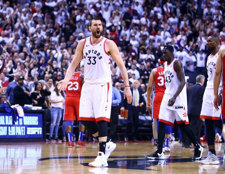 Marc Gasol celebra una canasta. 