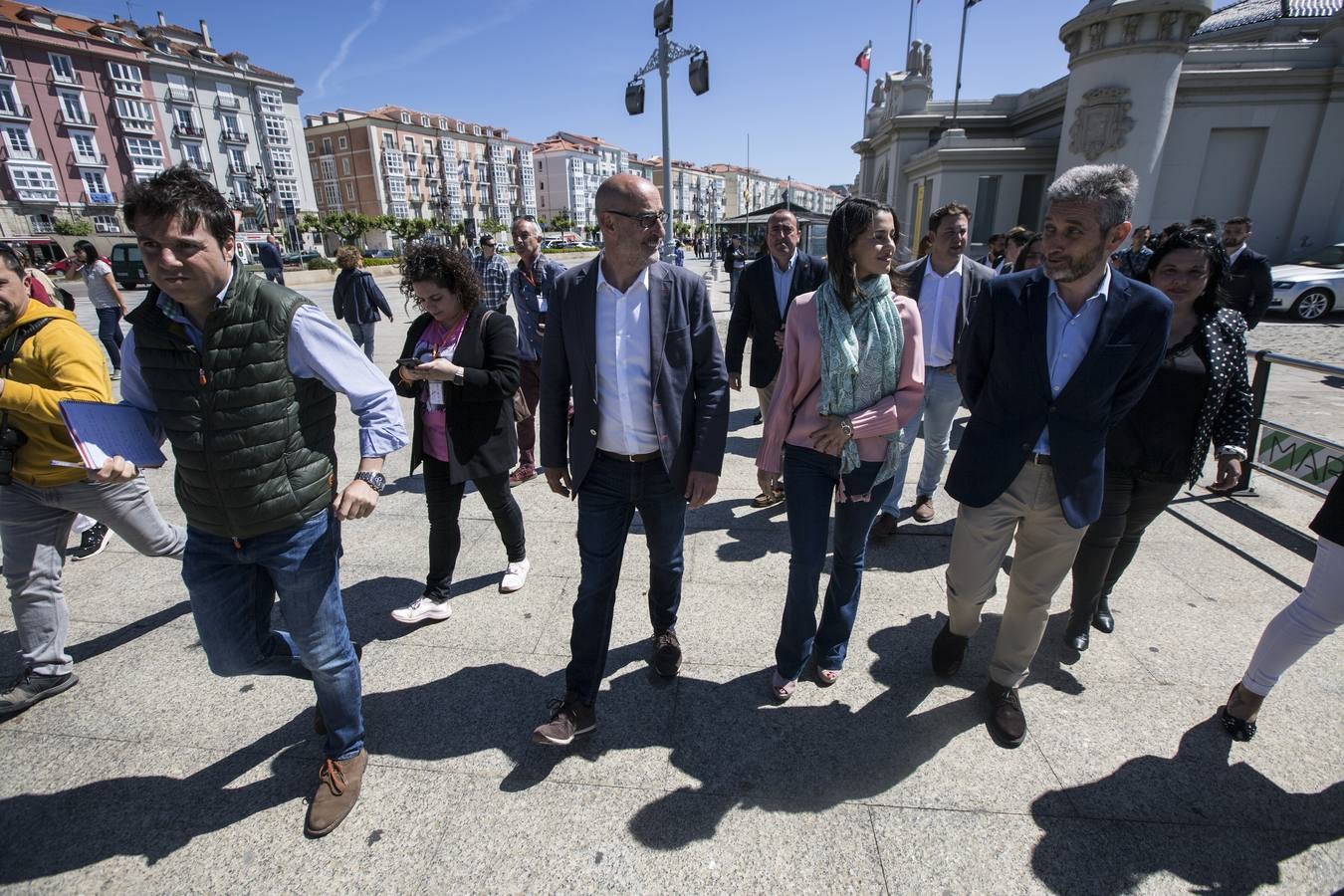 El paseo se prolongó desde el monumento a los Raqueros hasta Calderón de la Barca