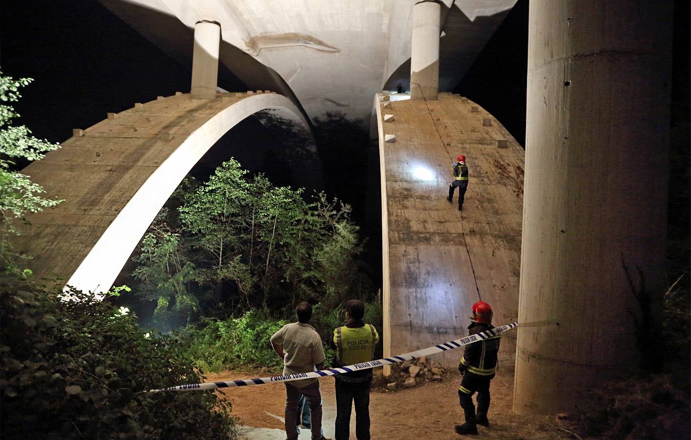 Accidente mortal de puenting en un viaducto de Cabezón de la Sal (agosto 2015).