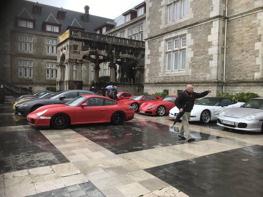 Superdeportivos Cantabria 'Ciudad de Santander' 2019 ha reunido este domingo en el Palacio de La Magdalena una treintena de coches de alta gama