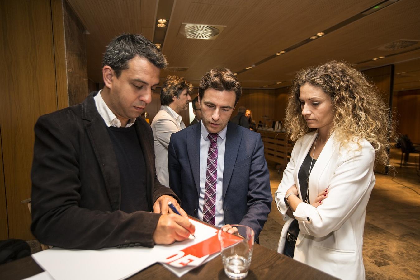 Gema Igual (PP,), Pedro Casares (PSOE), José María Fuentes-Pila (PRC), Javier Ceruti (Ciudadanos), Miguel Saro (Unidas por Santander) y Guillermo Pérez-Cossío (Vox) han participado en el debate organizado por El Diario Montañés.