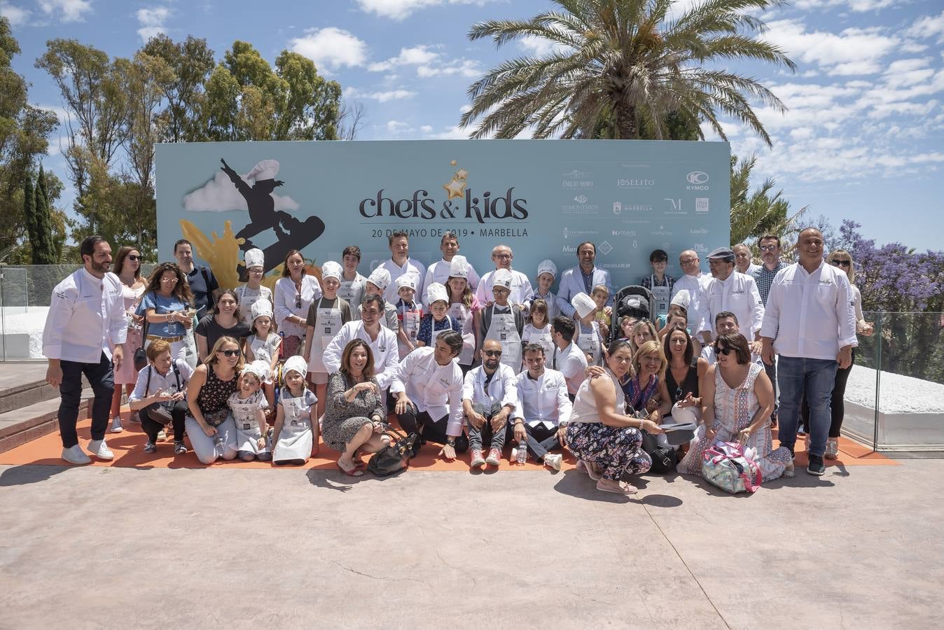 Veintisiete chefs con estrella Michelin cocinan juntos en un evento por la infancia