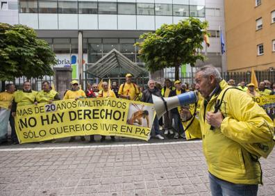 Imagen secundaria 1 - Los afectados por los derribos creen que «esta vez el Gobierno tampoco va a darnos la solución definitiva»