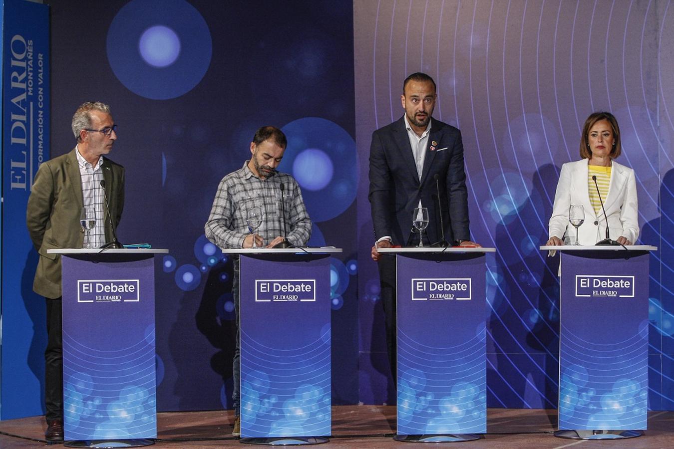 Ángel Bercedo (Vox), Ivan Martínez (ACPT), Javier López Estrada (PRC), Marta Fernández Teijeiro (PP), José Manuel Cruz Viadero (PSOE), Blanca Rosa Gómez Morante (Torrelavega Sí), David García (Unidas Podemos) y Julio Ricciardiello (Ciudadanos) se enfrentaron en el evento organizado por El Diario Montañés