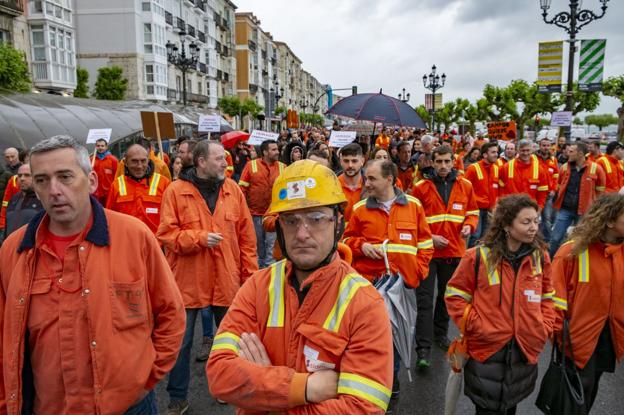 Manifestación de trabajadores celebrada el pasado 17 de mayo en Santander. :: daniel pedriza