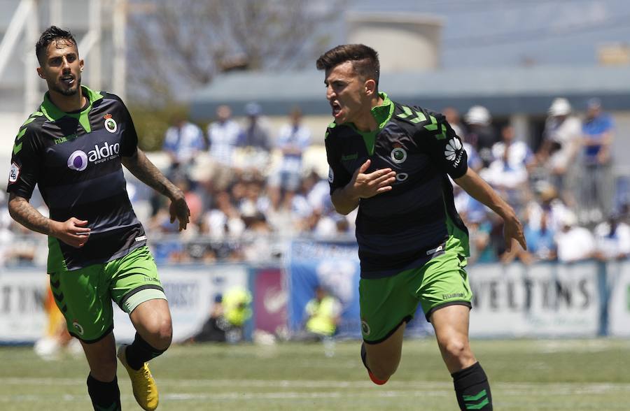 Un gol de Buñuel de penalti permitió al Racing subir de categoría tras el empate a cero de la ida