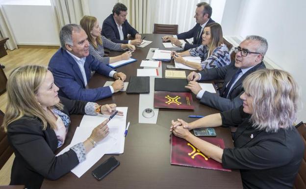 Reunión celebrada hoy entre PRC y PP.