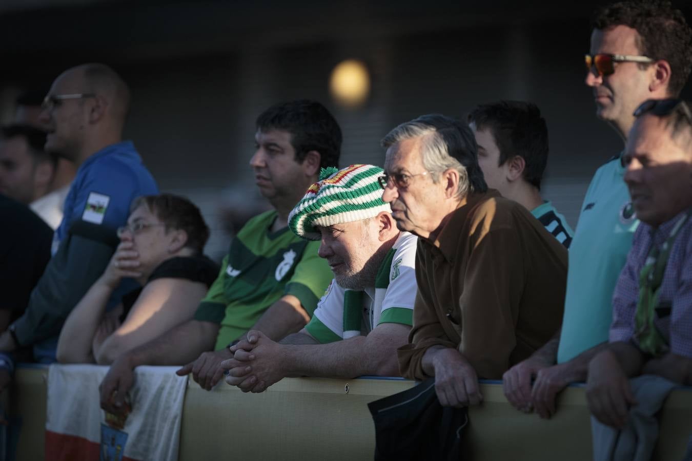 Fotos: Imágenes del Fuenlabrada-Racing