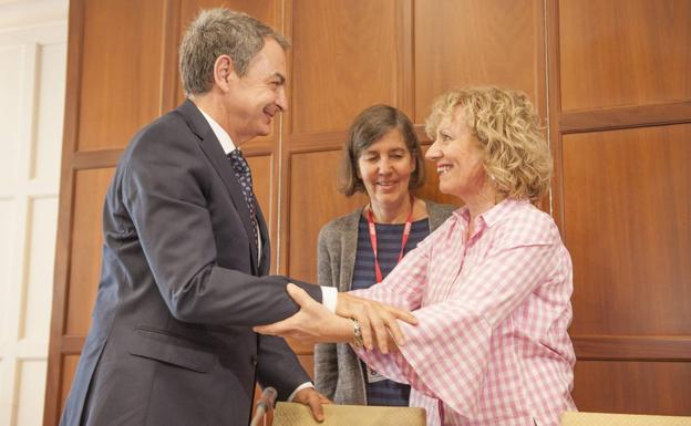 Zapatero, junto a la socialista Eva Díaz Tezanos.