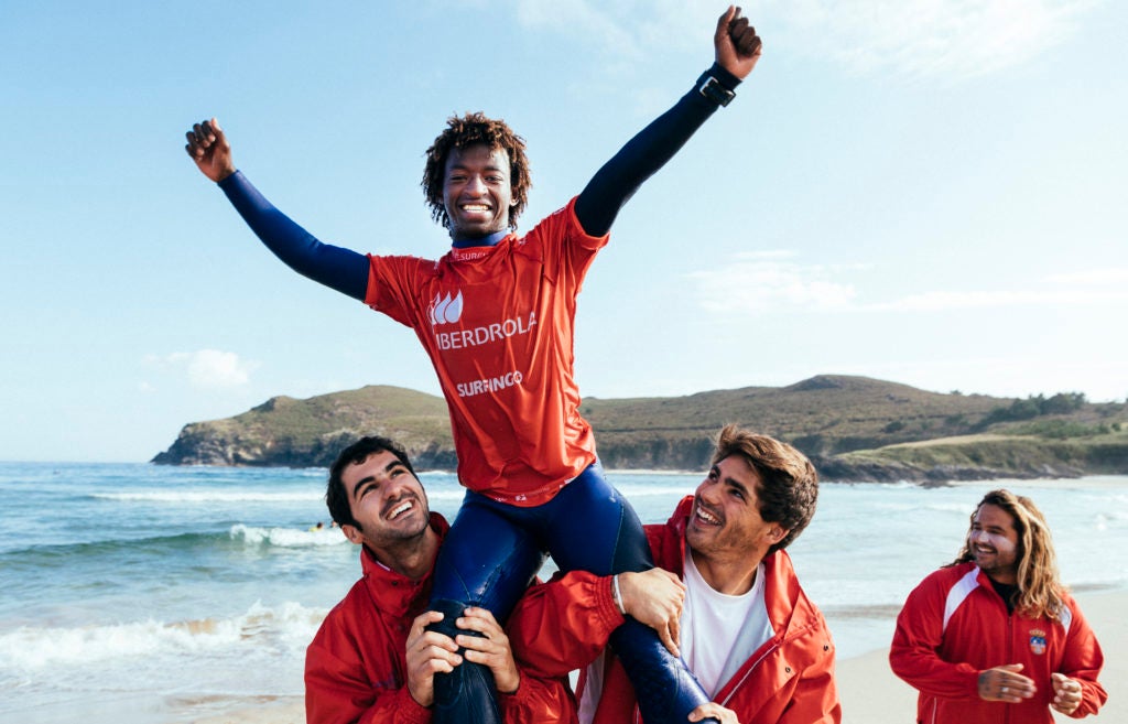 Imagen principal - Algunos de los triunfadores de Cantabria: Arriba, Fekru Jiménez. Abajo, Ibone Gómez y Rubén de la Fuente.