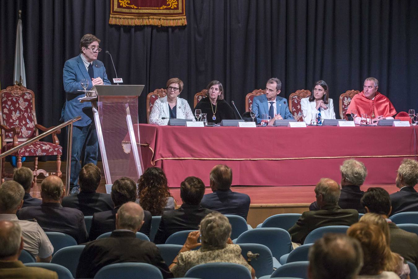 El acto, con la presencia del ministro de Ciencia, Pedro Duque, ha tenido lugar en el Paraninfo de La Magdalena