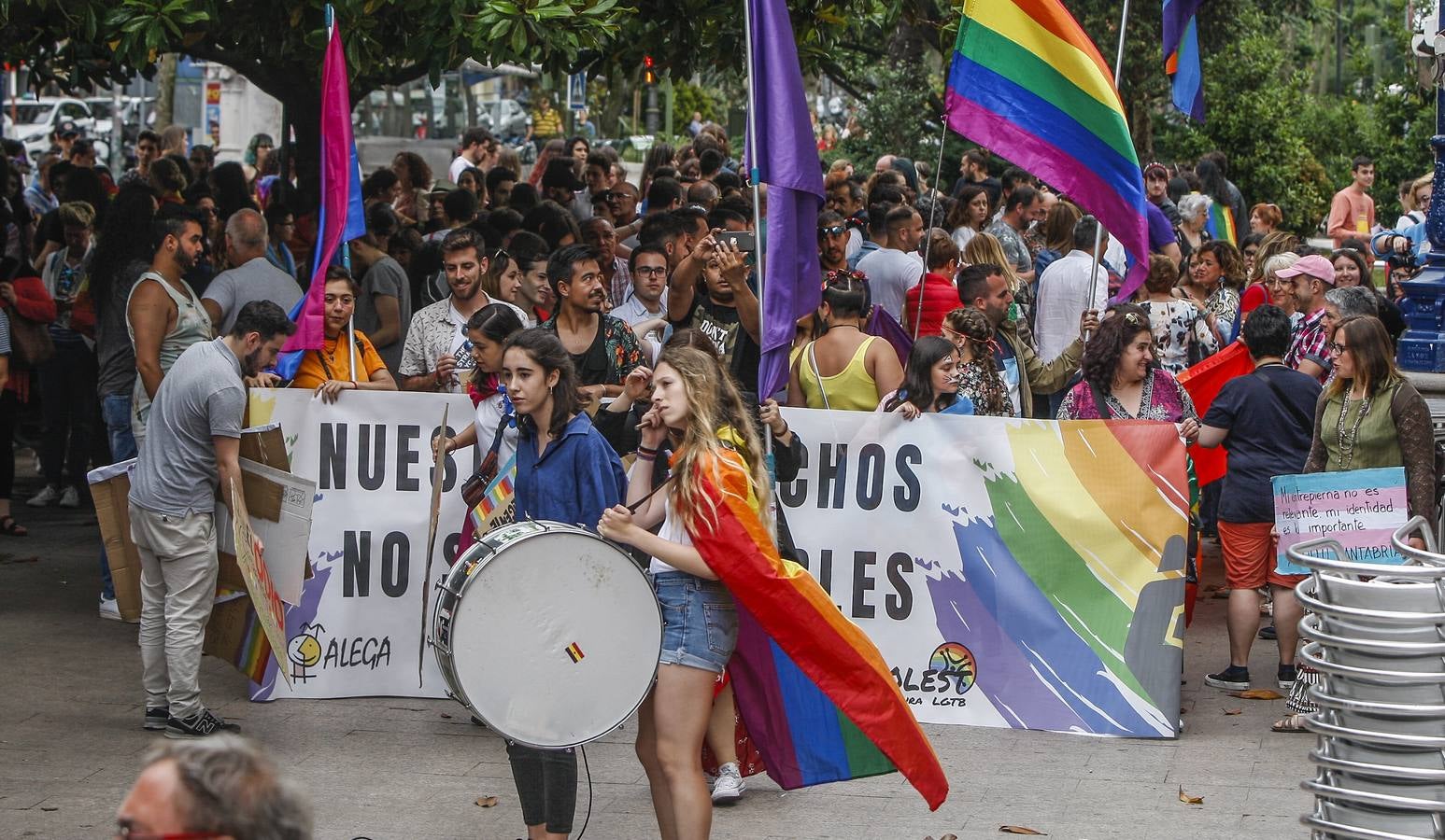 Fotos: La manifestación por el Día del Orgullo por el centro de Santander