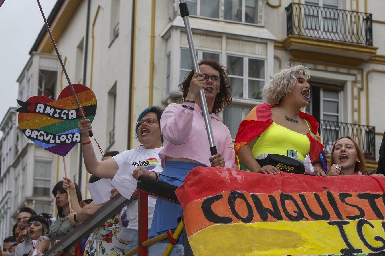 Fotos: La manifestación por el Día del Orgullo por el centro de Santander