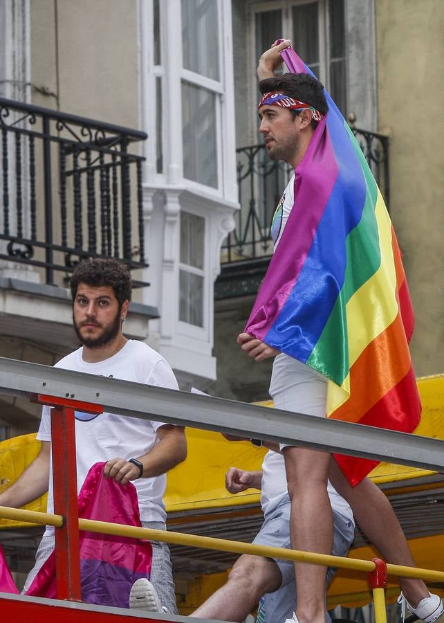 Fotos: La manifestación por el Día del Orgullo por el centro de Santander