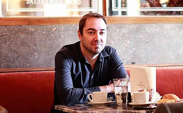 Nando López regresa hoy a Santander, esta vez para hablar en La Magdalena de su obra. : 