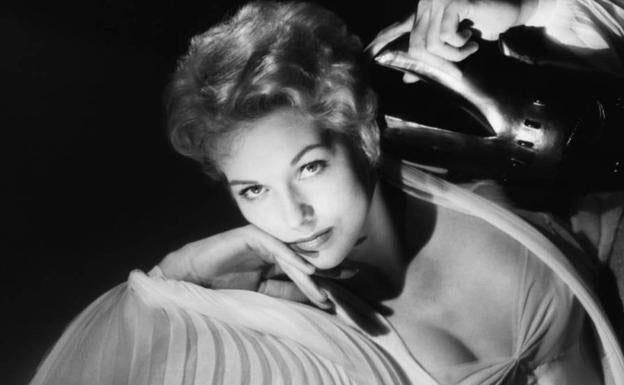 La actriz Kim Novak, en 1954.