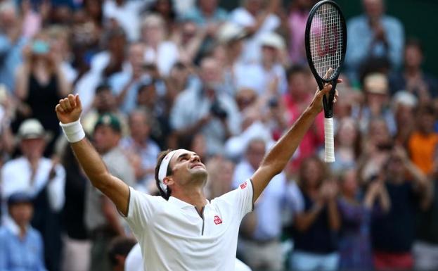 Federer celebra su victoria. 