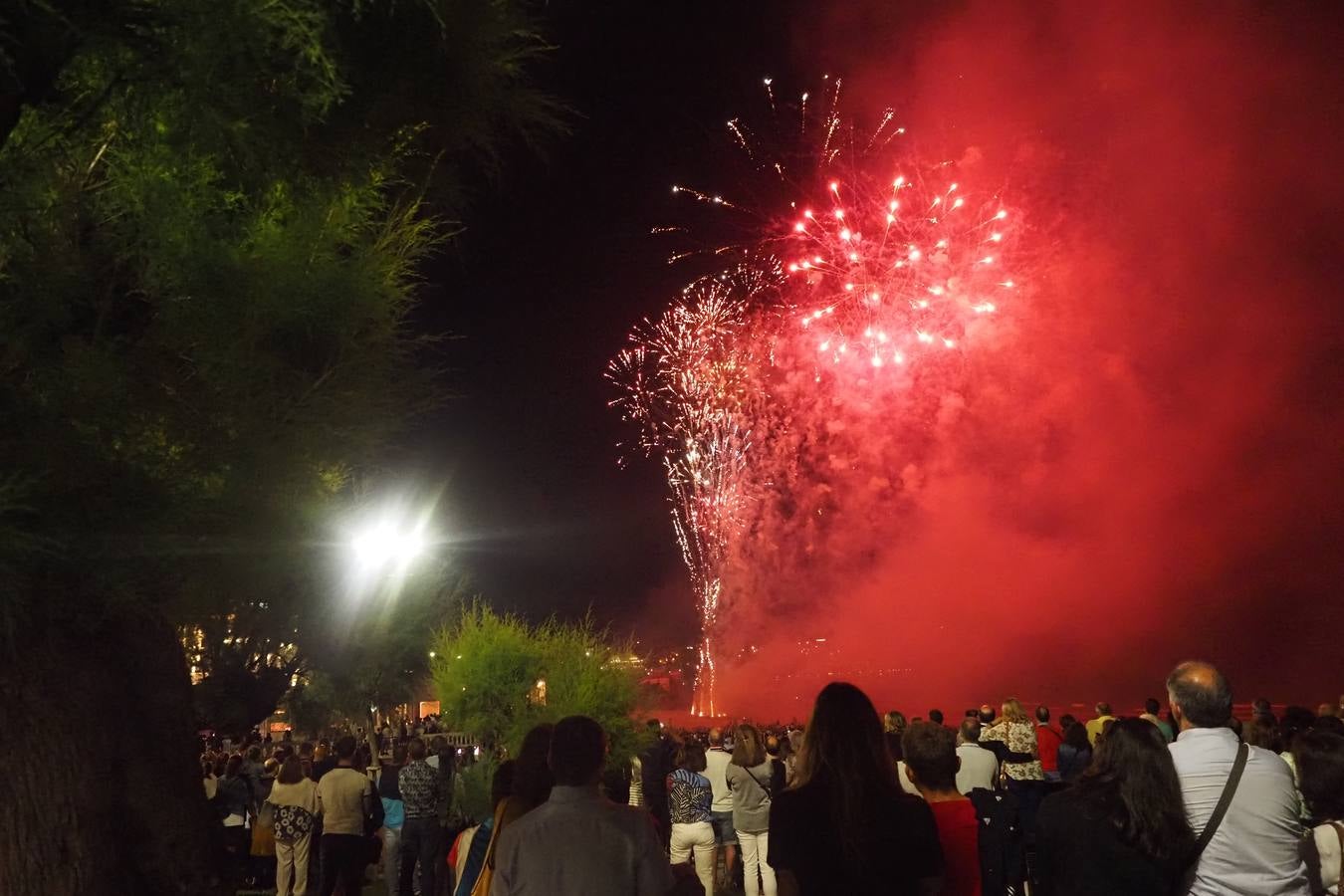 Fotos: Así se vieron los fuegos artificiales en El Sardinero