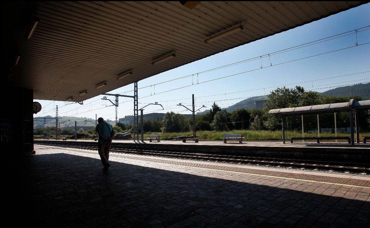 La huelga afectará a los trenes de Cercanías de Cantabria.
