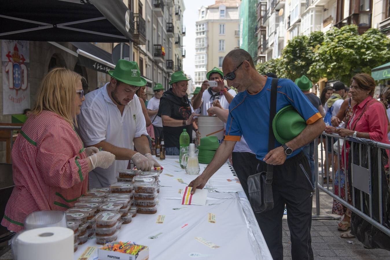 La Pirula invadió ayer Peña Herbosa con una caracolada y un concurso de ranas