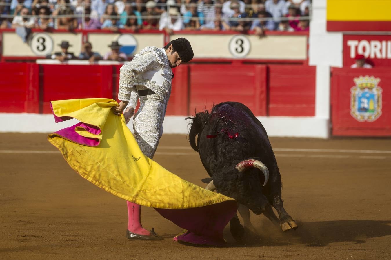 Quinto festejo de la Feria de Santiago con Miguel Ángel Perera; Julián López «El Juli», y Pablo Aguado 