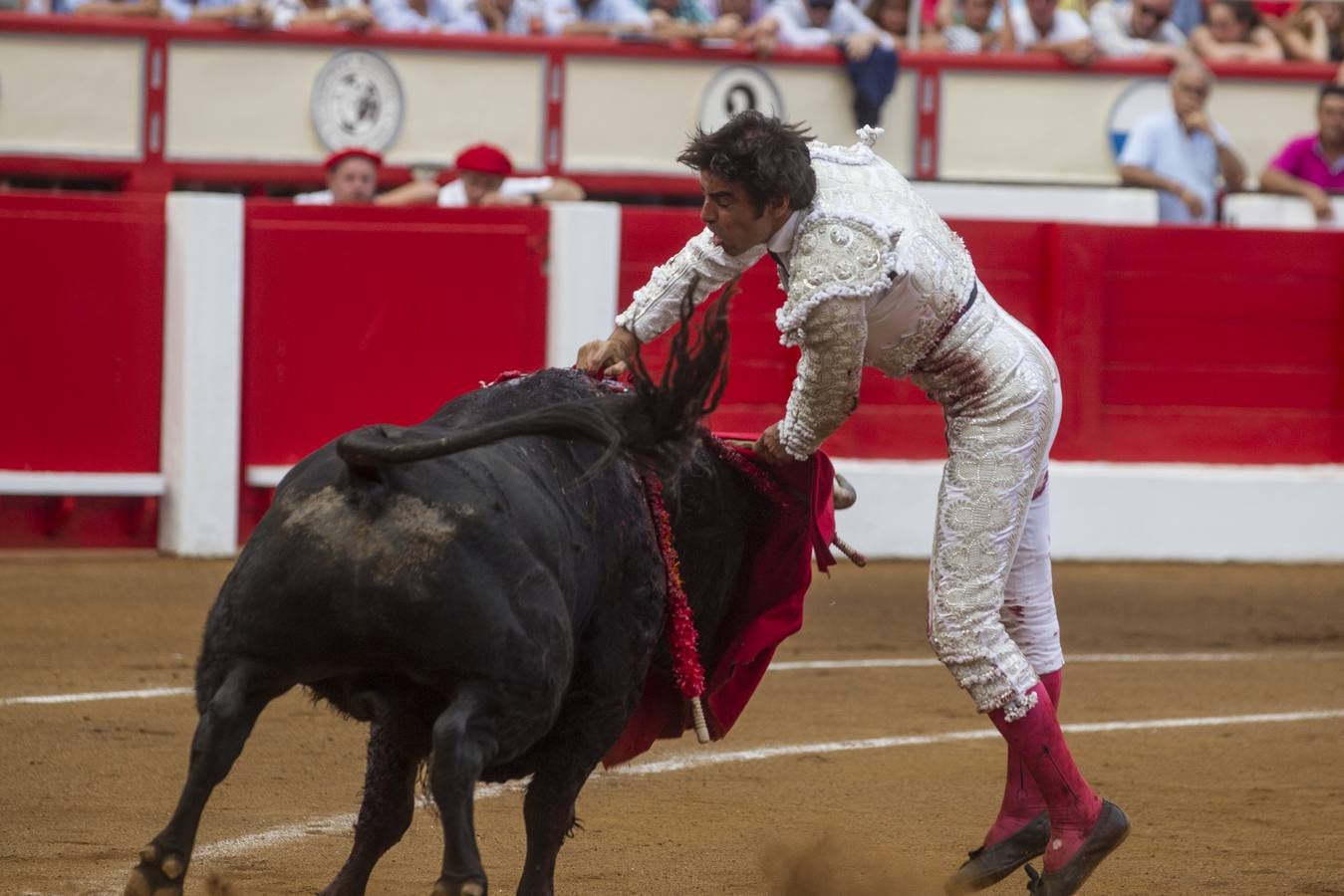 Quinto festejo de la Feria de Santiago con Miguel Ángel Perera; Julián López «El Juli», y Pablo Aguado 