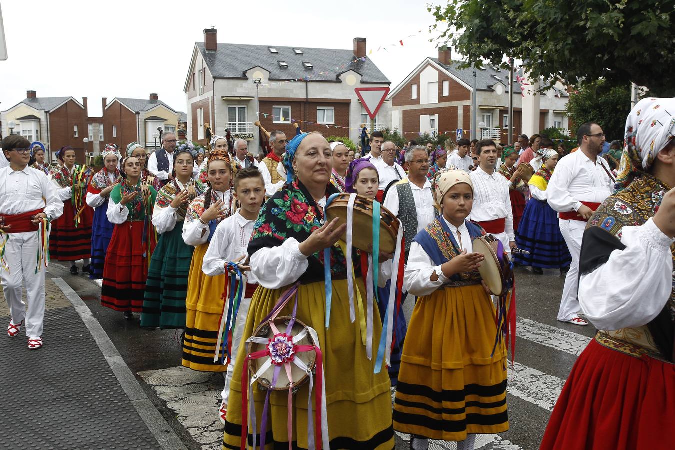 Fotos: Tanos celebra la procesión de Santa Ana