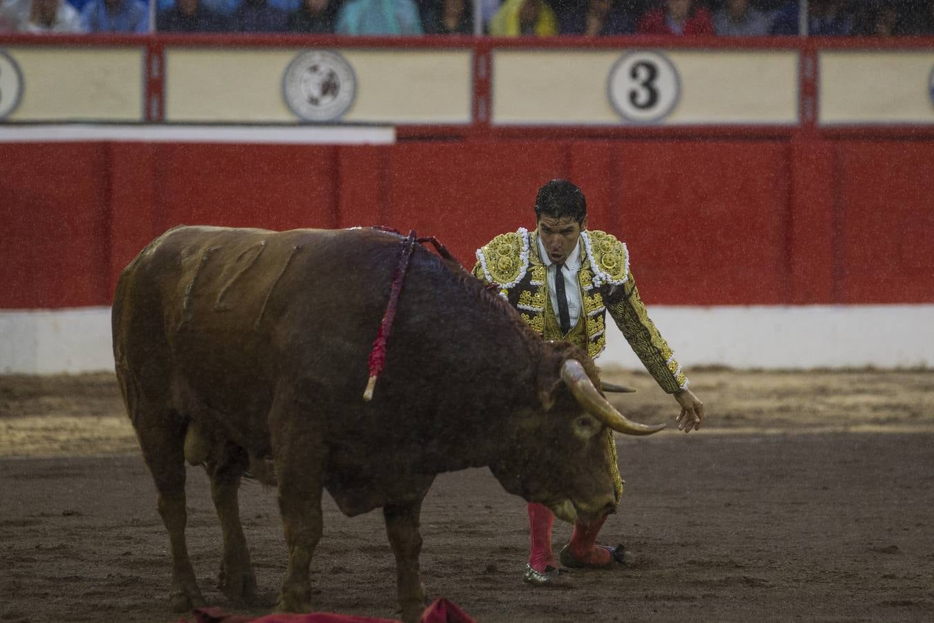 Sexto festejo de la Feria de Santiago con Cayetano, Diego Urdiales y José María Manzanares