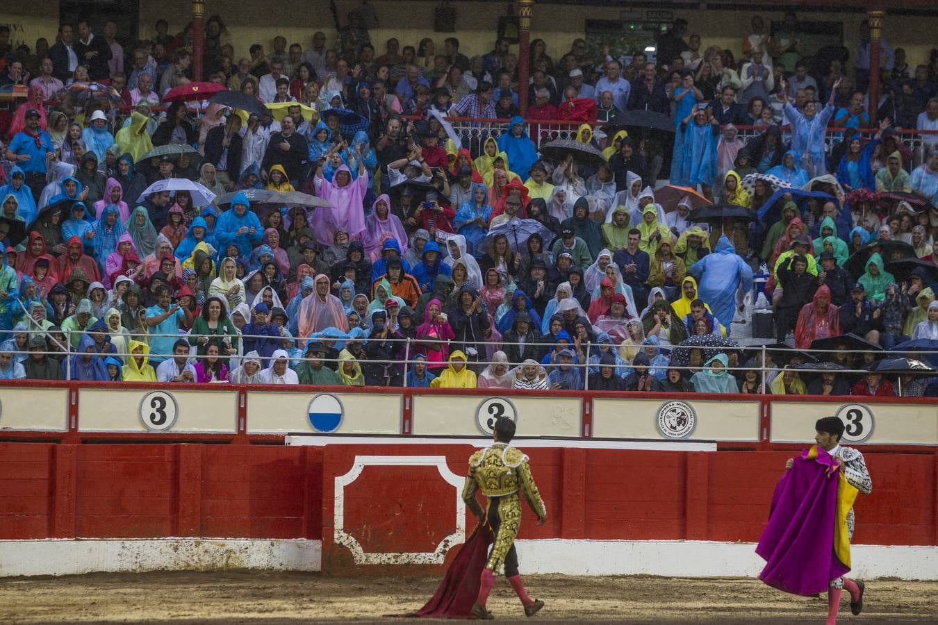 Sexto festejo de la Feria de Santiago con Cayetano, Diego Urdiales y José María Manzanares