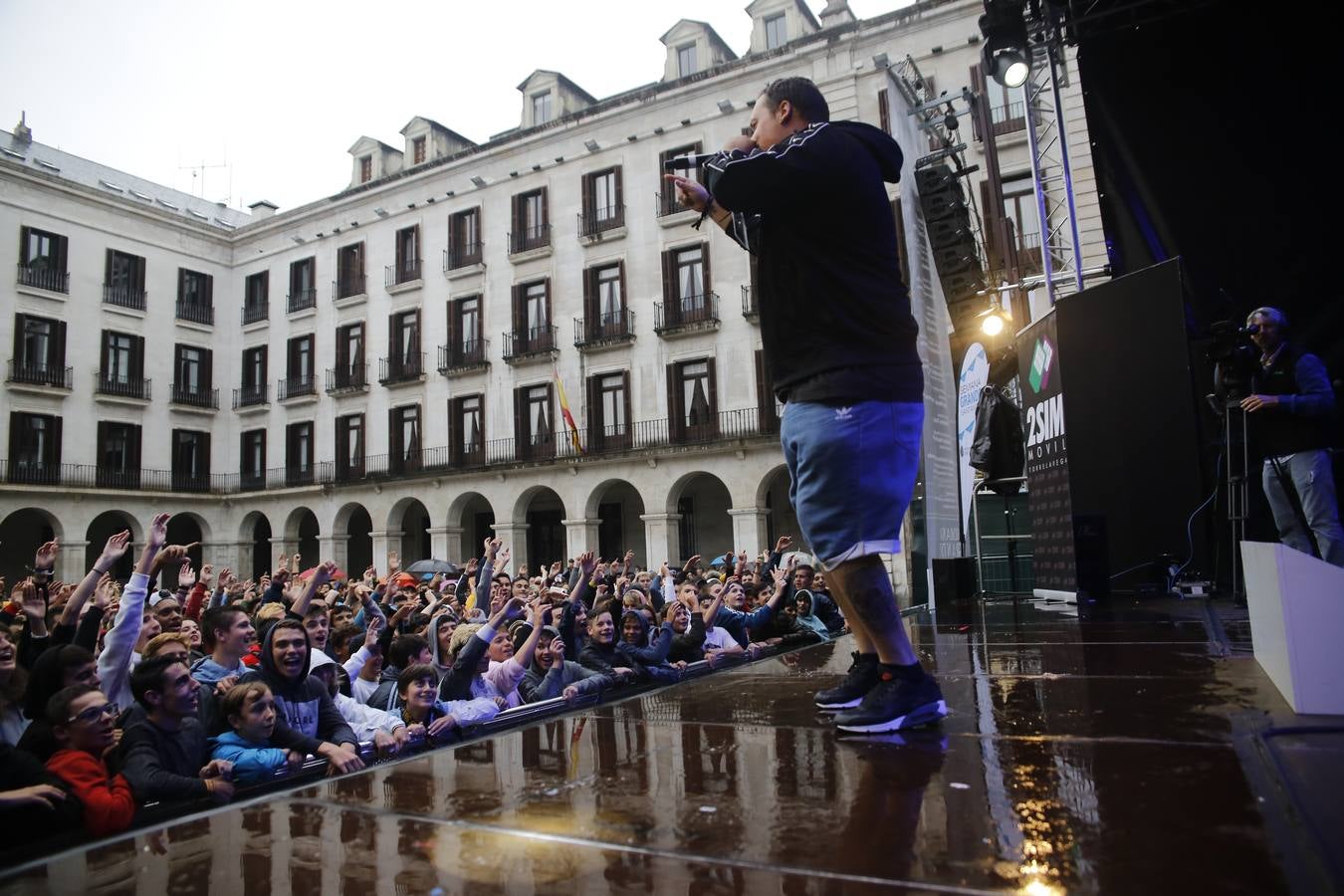 Improvisar es para valientes. Sobre todo si se hace ante miles de personas. Pero de eso va precisamente el 'freestyle