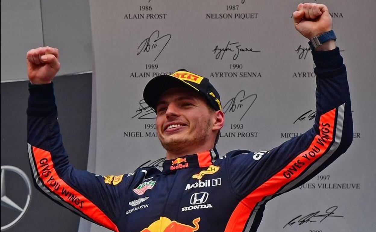 Max Verstappen celebra su triunfo. 