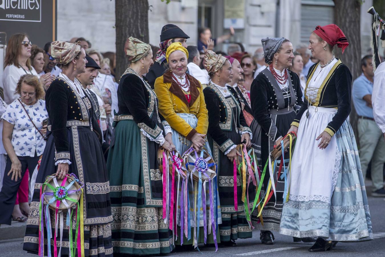 Fotos: La tradición invade Santander