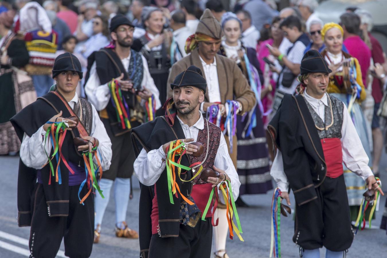 Fotos: La tradición invade Santander